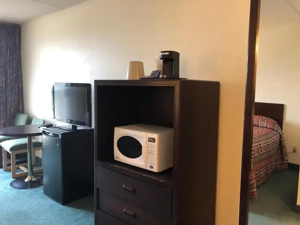 Westwind Motor Inn Hotel
