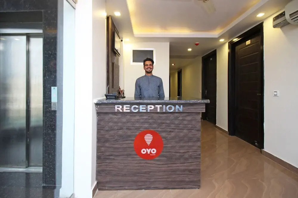 OYO 8982 Surya Residency