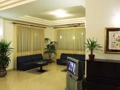 Bikini Hotel