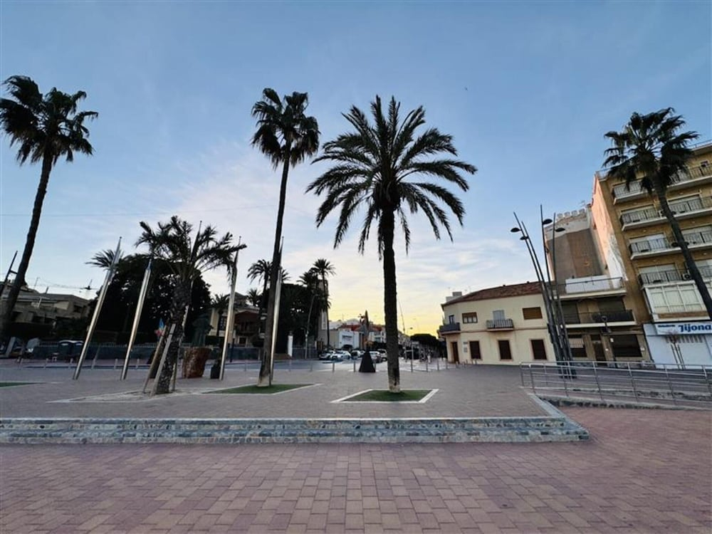 Albohera Playa hotel by Belvilla Resorts