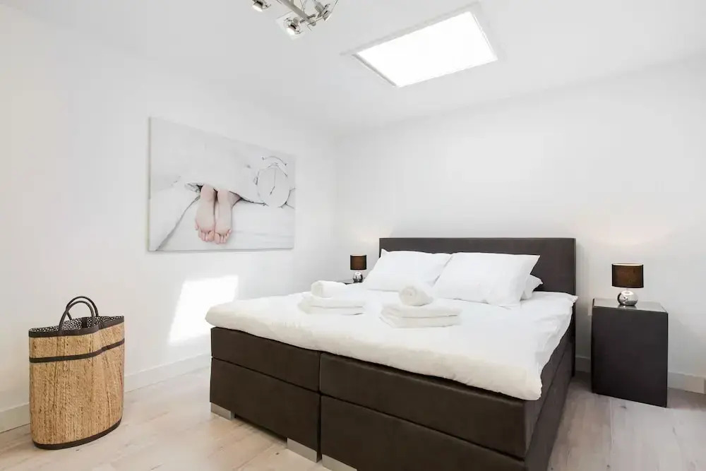 Windmill Apartment