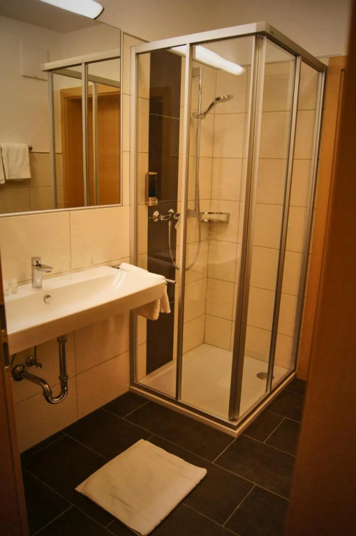 Hotel-Restaurant Schwaiger***
