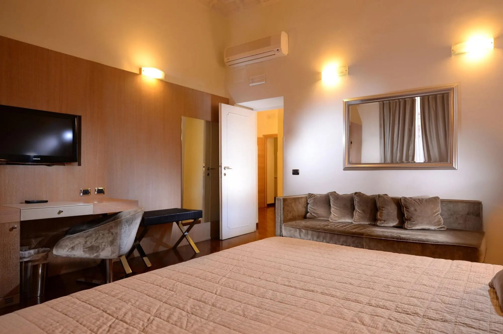 Hotel Golden