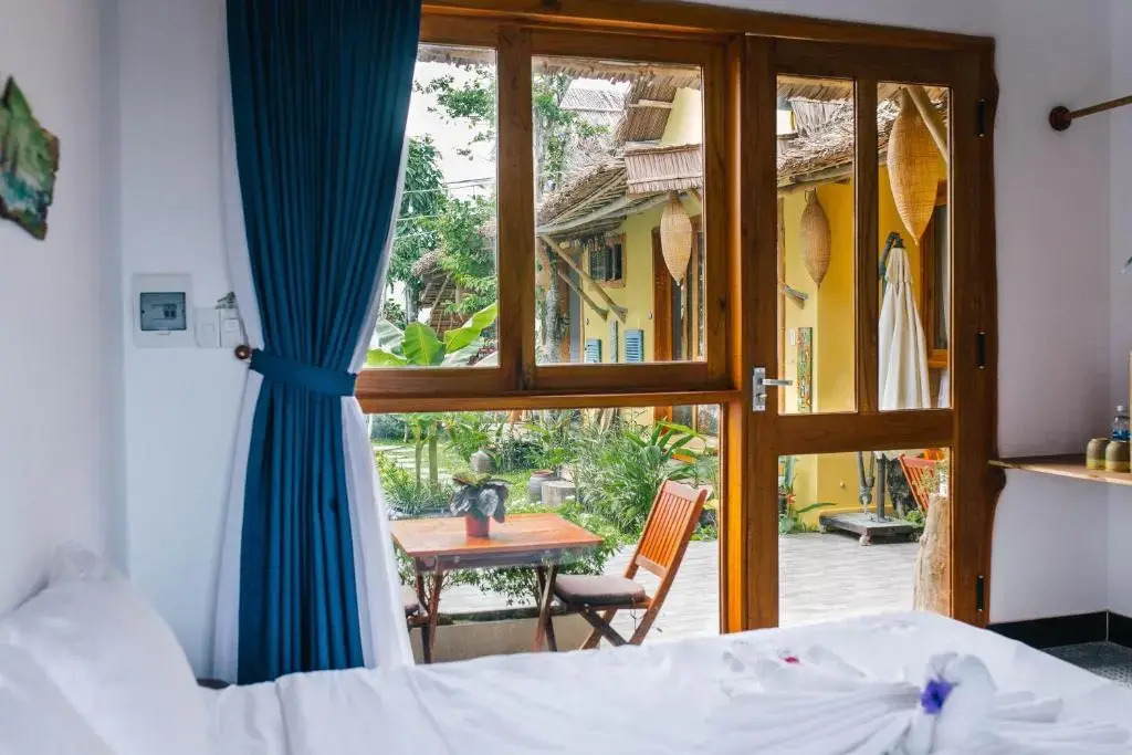 La Belle An Bang Seaside Hideaway