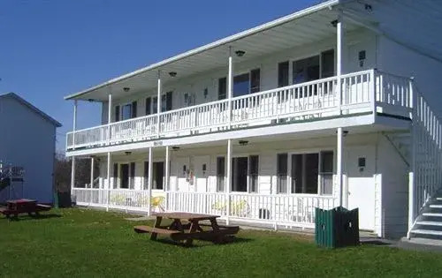 Gavin's Irish Country Inn