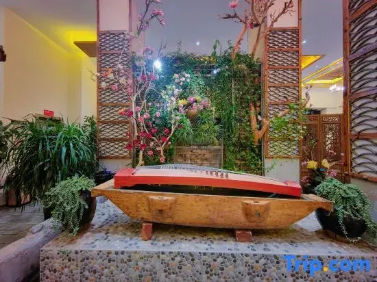 Qujing Xihua·Yu Hotel