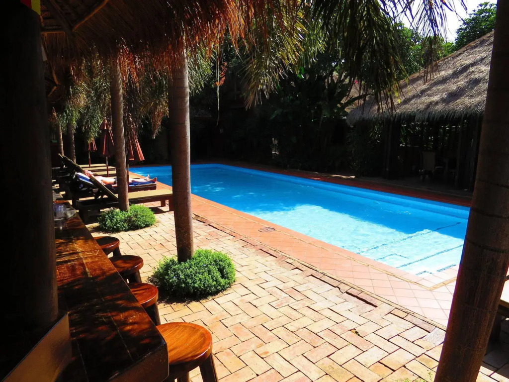 Baanpong Lodge