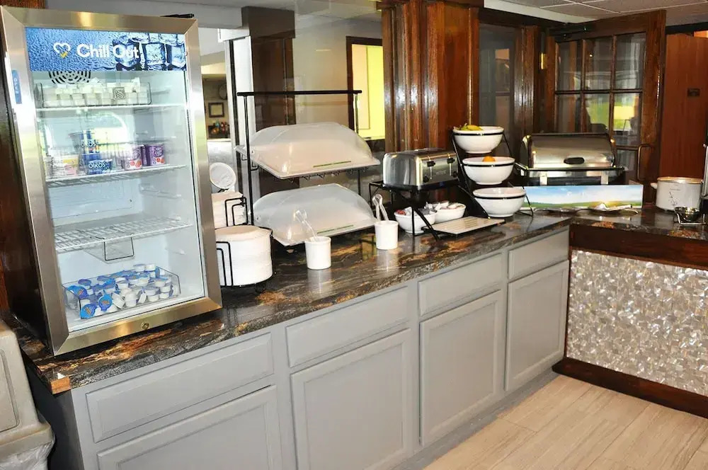 Dunes Express Inn and Suites