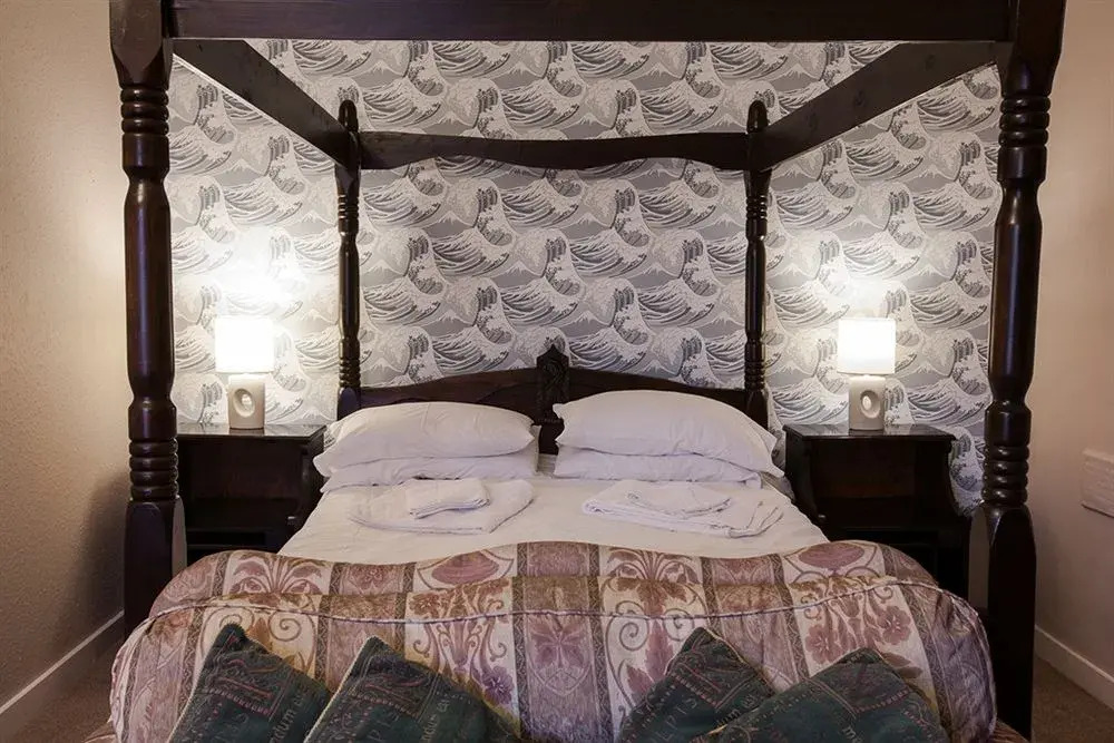 Anchor Hotel
