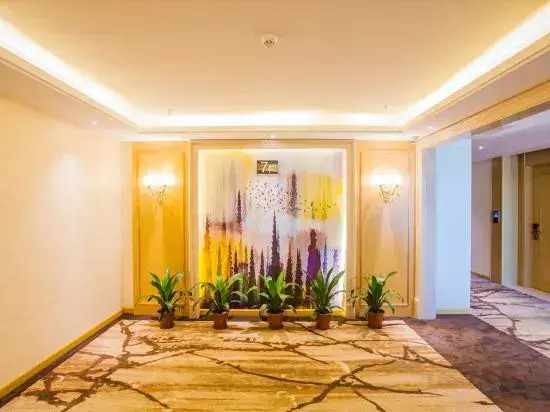 Yuekai Business Hotel