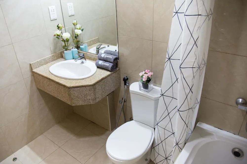 Marina Crown Tower Stays Hostel for Girls