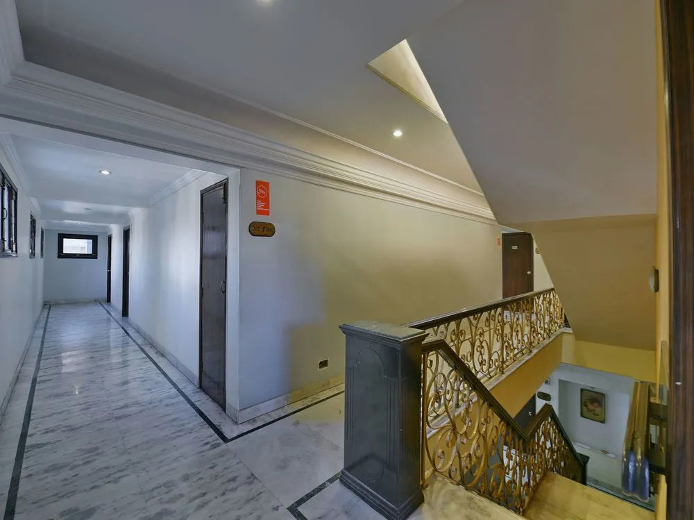 OYO 1746 Hotel RnB Select