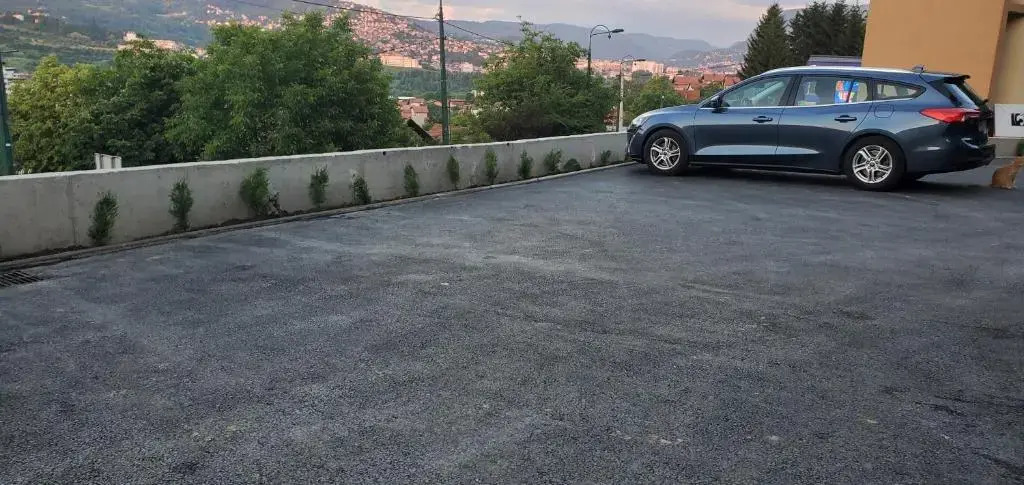 Sleep and drive white
