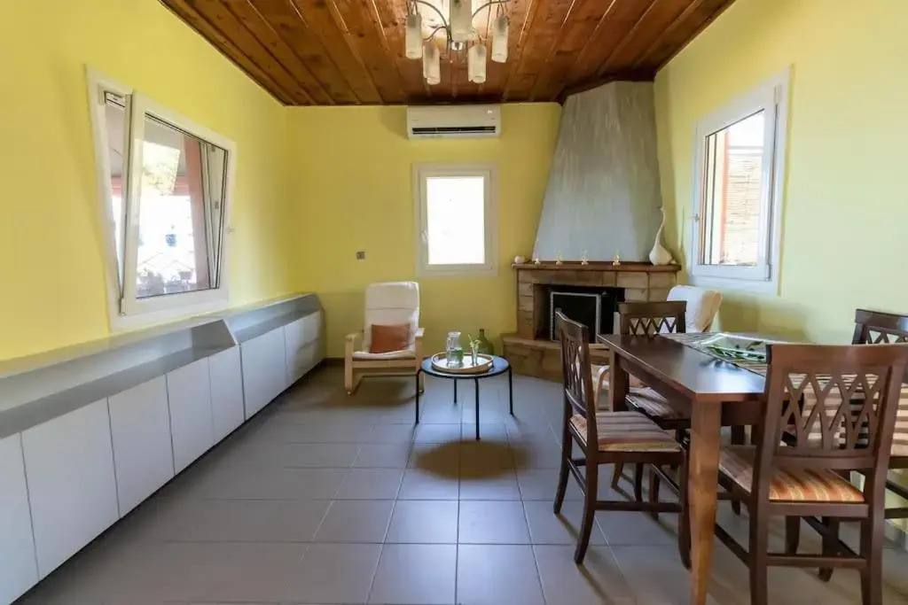 Salty Noses Beach House Paradise Perfect for Families