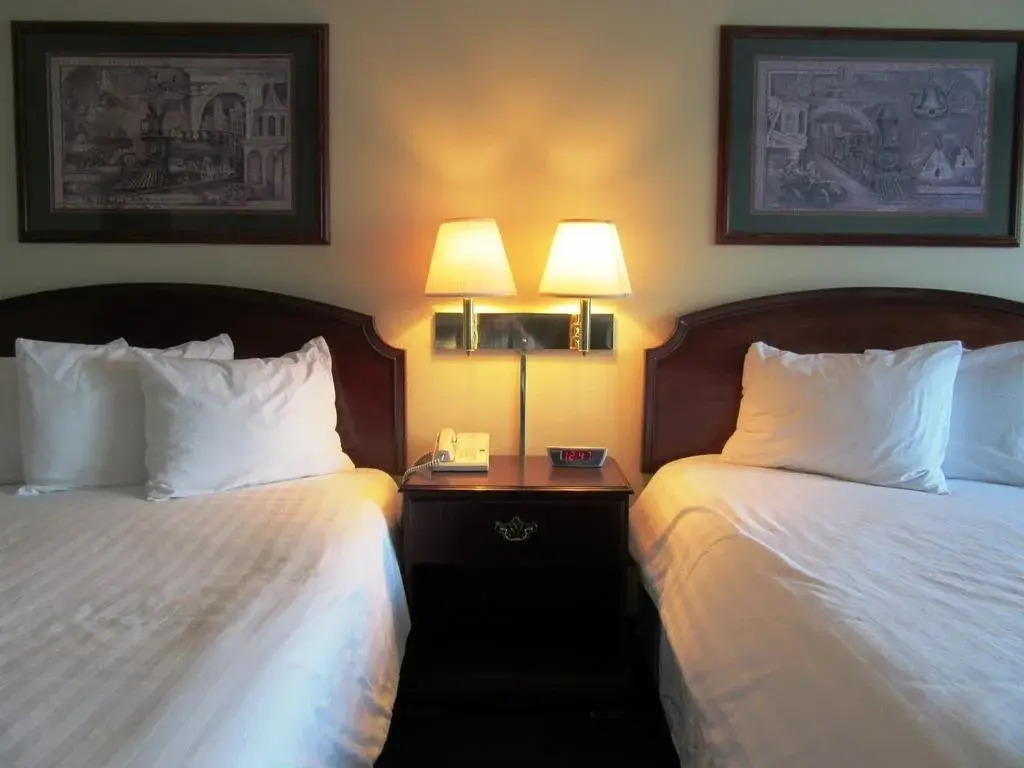 Yellowstone Lodge