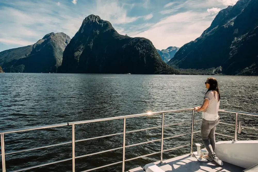 Milford Sound Overnight Cruise - Fiordland Discovery