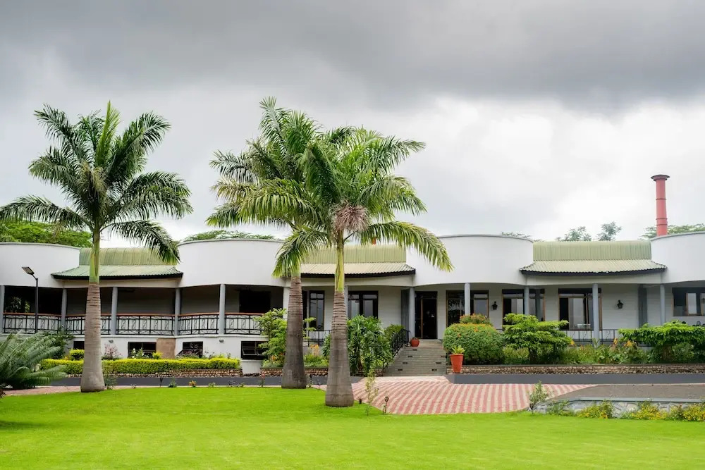 Forest Hill Hotel