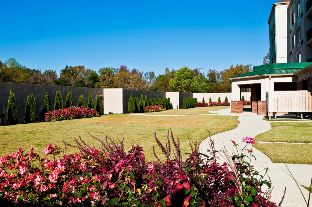 Courtyard Decatur