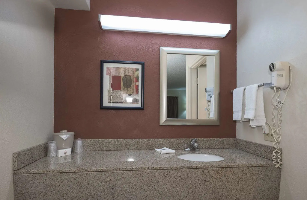 Sycamore Suites