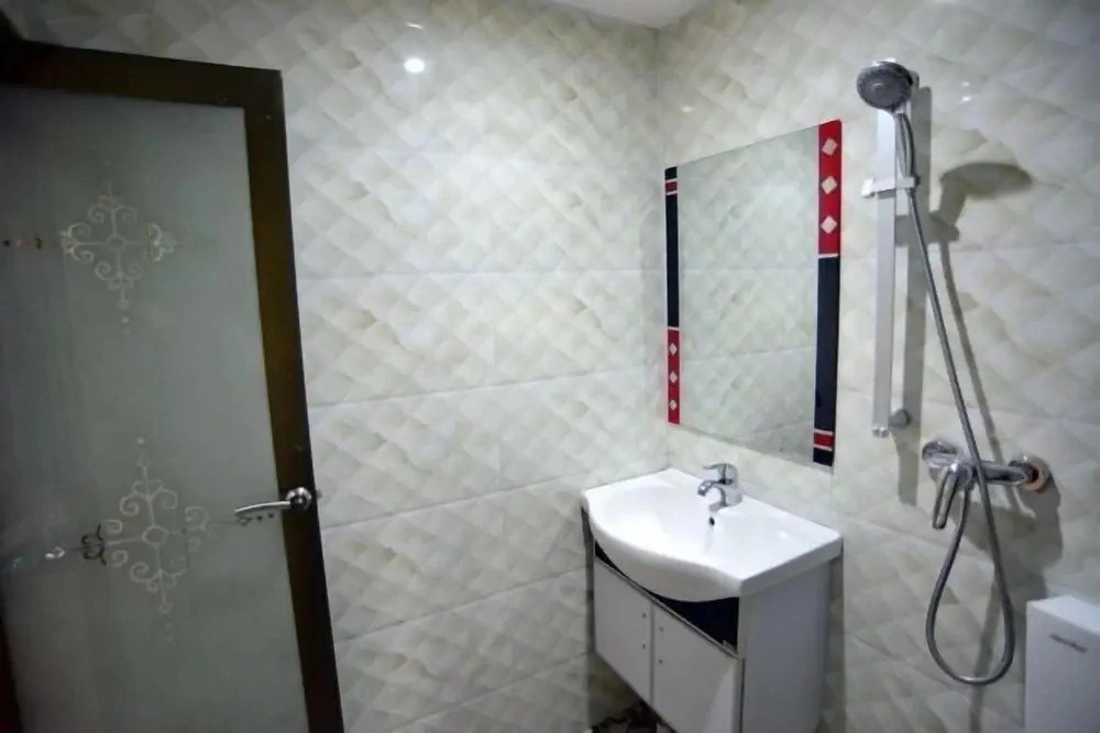 Yijia Express Hotel