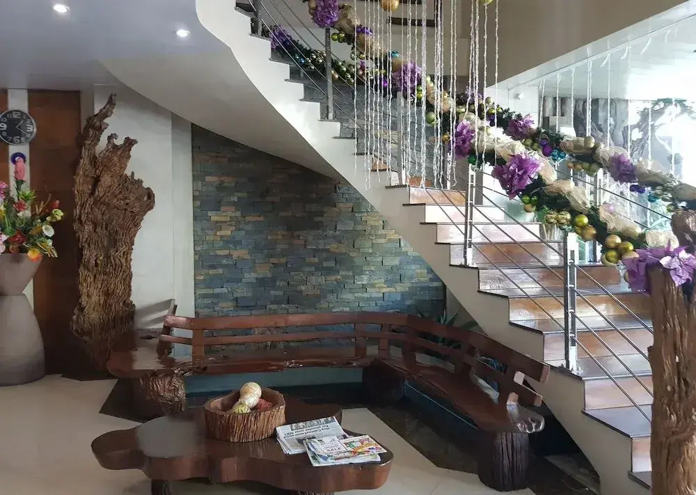 GAP Plaza Hotel