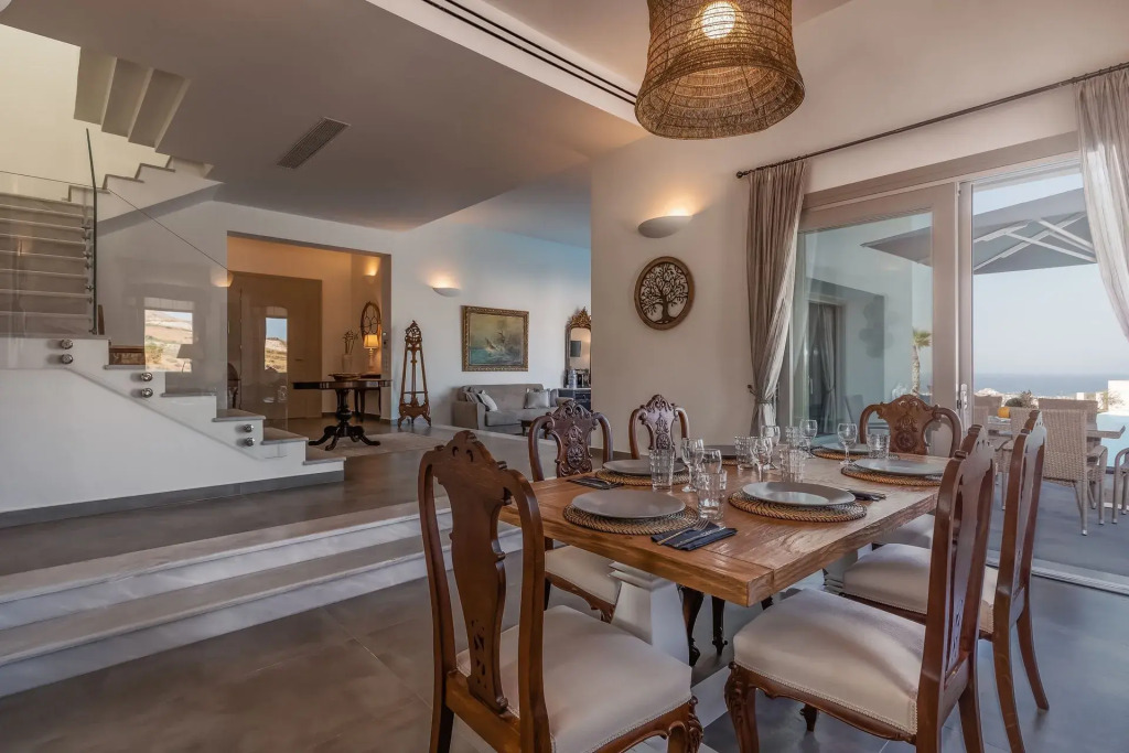 Kaminos Private Villa