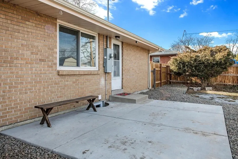 Quiet Getaway, Modern Kitchen and Foosball Table