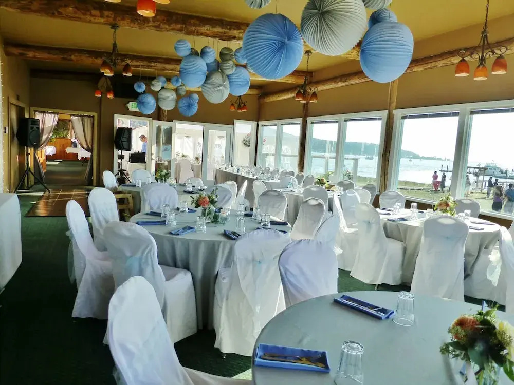 Lopez Islander Resort