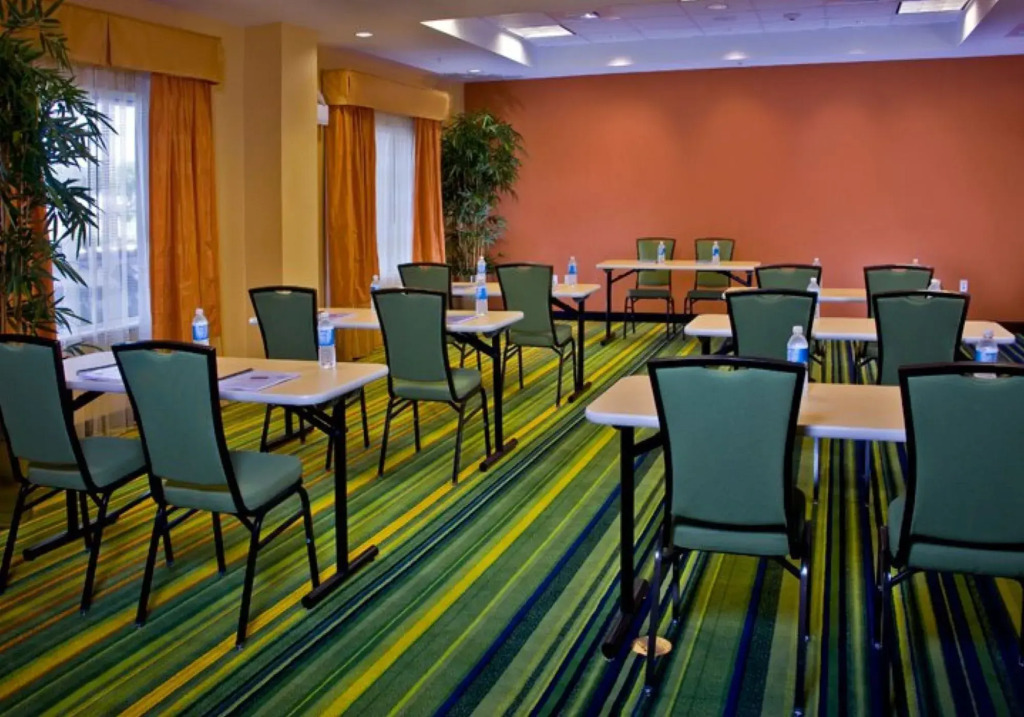 Fairfield Inn & Suites Jacksonville West/Chaffee Point