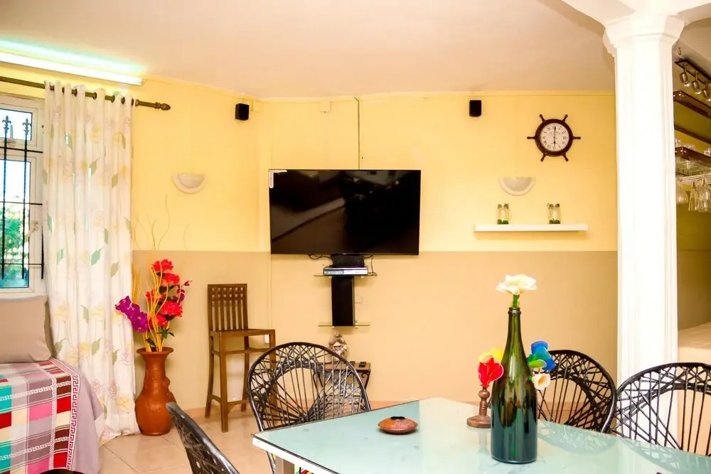 Apartment With 2 Bedrooms in Pereybere, With Pool Access, Enclosed Gar