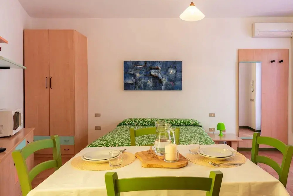 Glorious Residence Le Pavoncelle Studio Sleeps 2