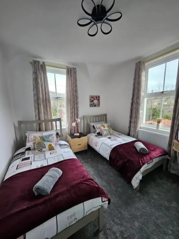 Llangollen Retreat With Stunning Views of the Castle