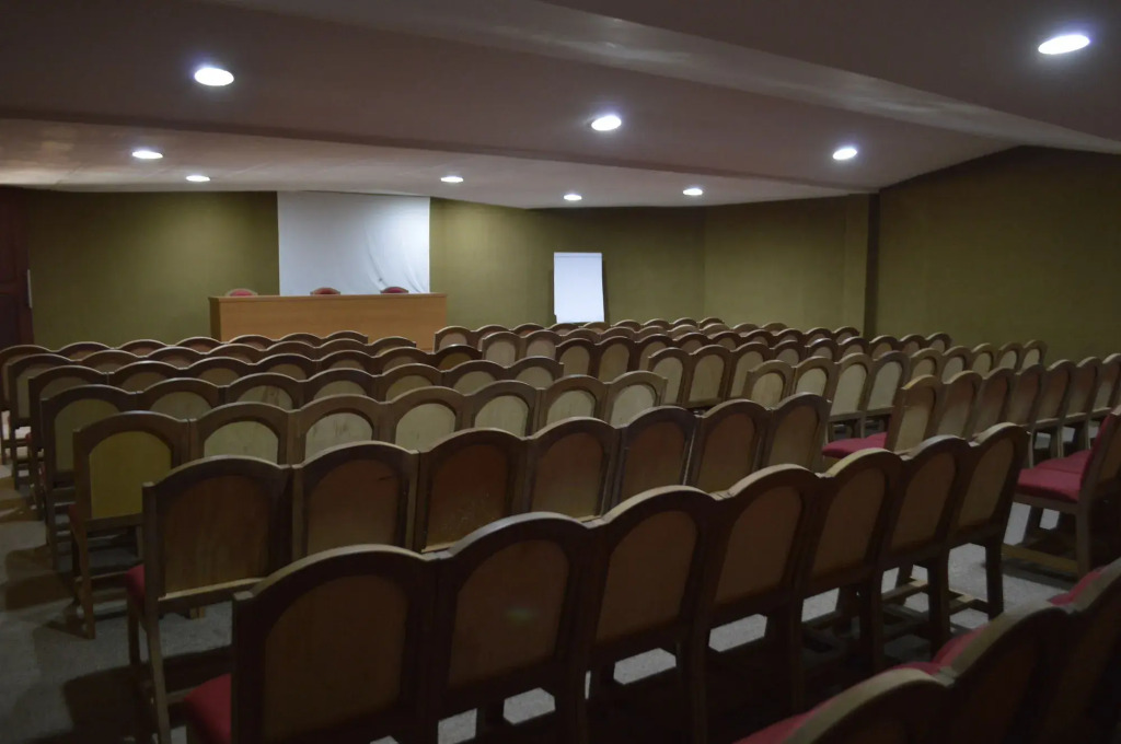 Porto Praia Hotel