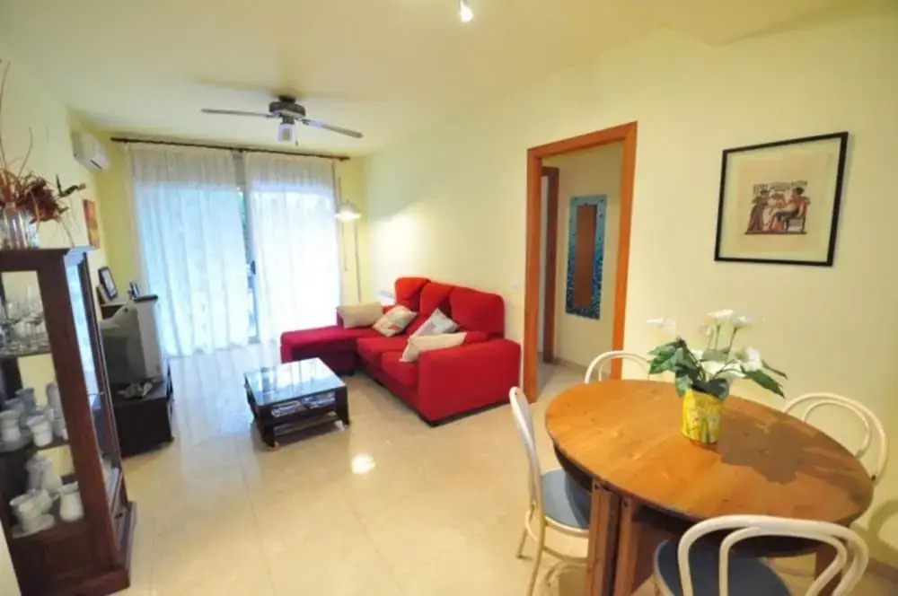 Apartamento Moderno Para 5 Personas en La Pineda