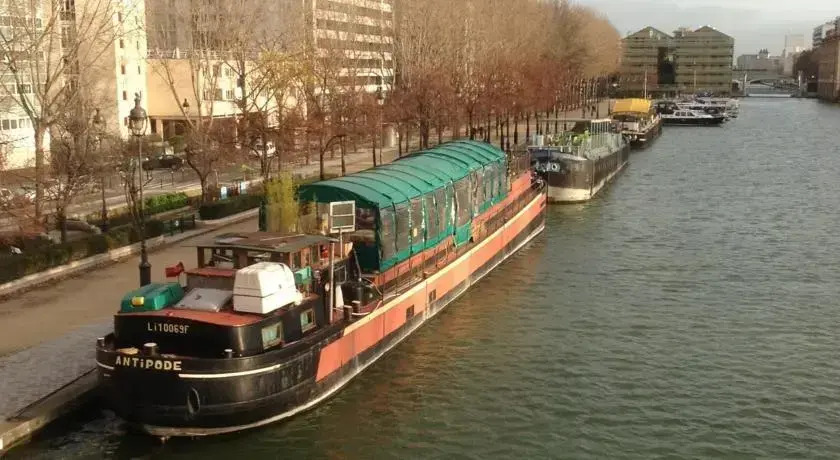 Bed & Breakfast Rotonde Canal De LOurcq