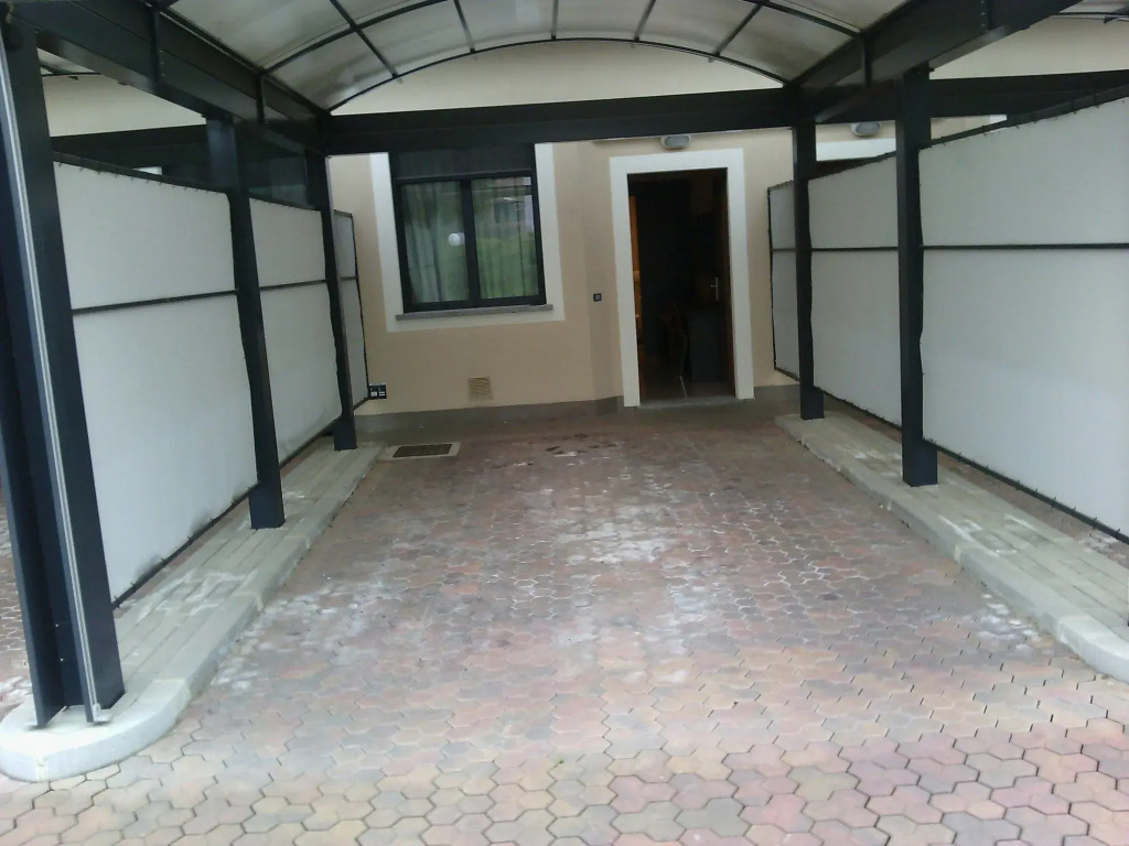Raya Hotel