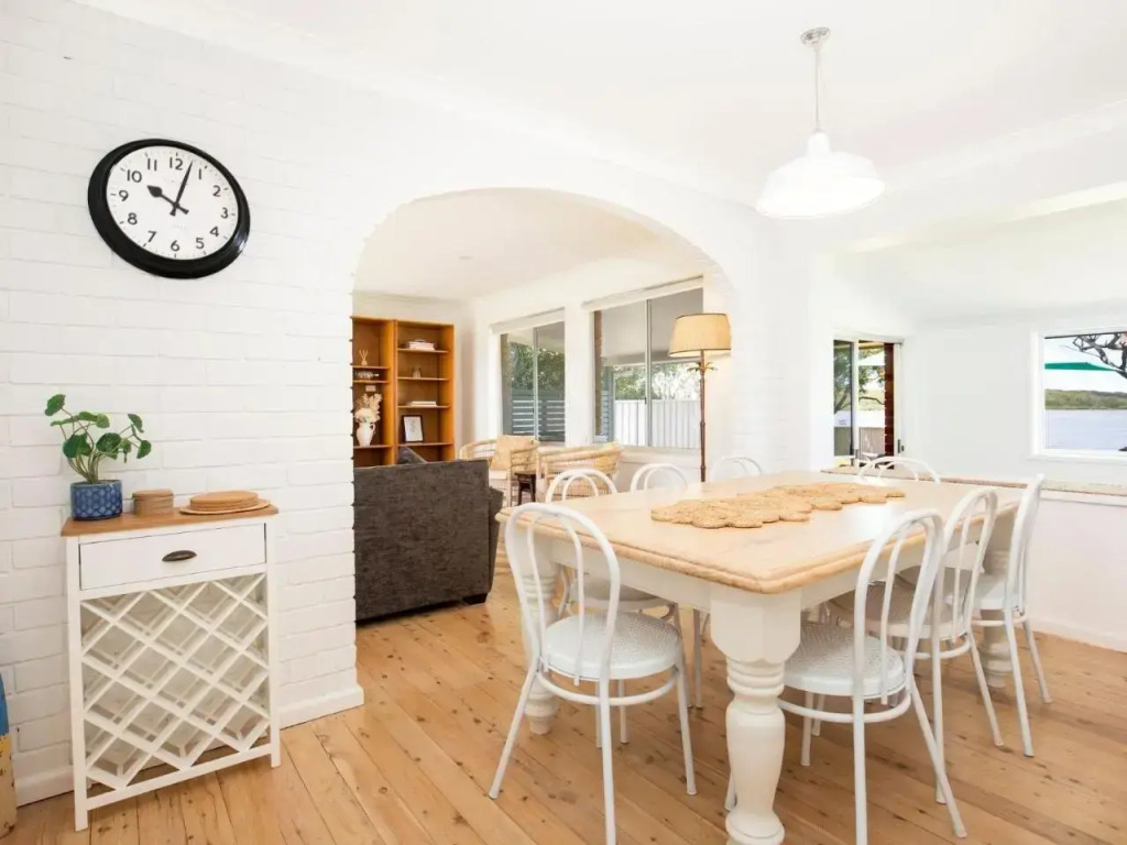 Curleys Outlook I Pet Friendly Waterfront