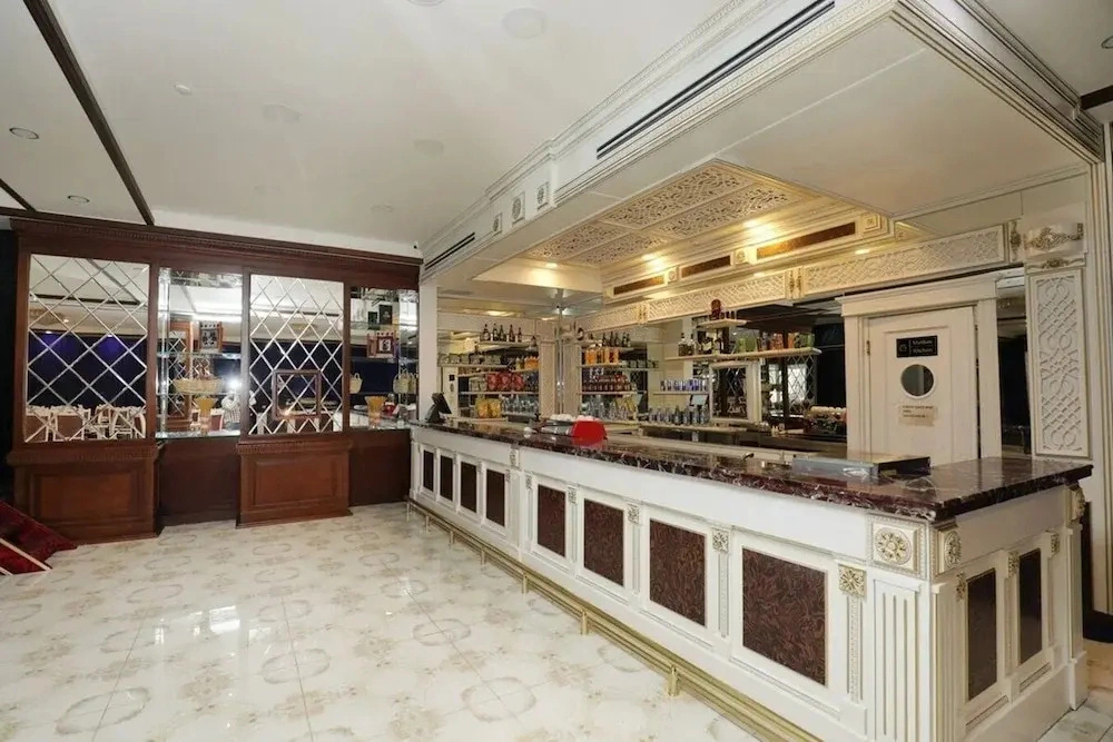 Nerimanov ALTUS Hotel & Restaurant