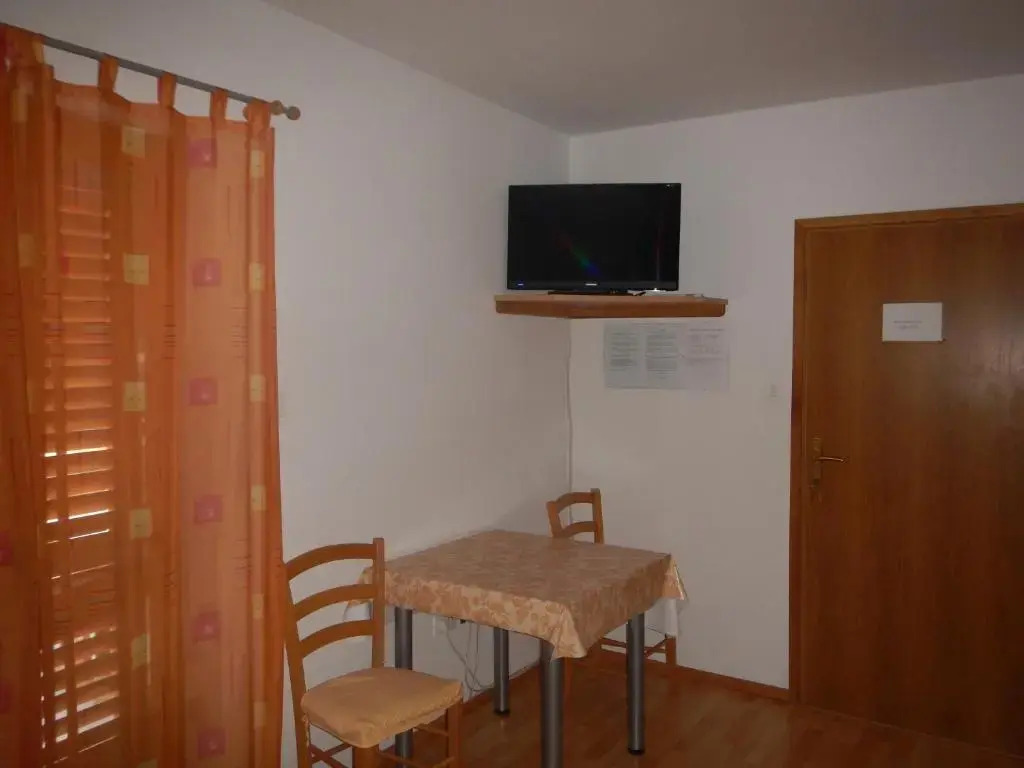 Apartments Petrovic