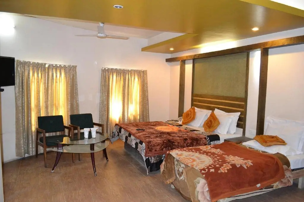 Grand Kashmir