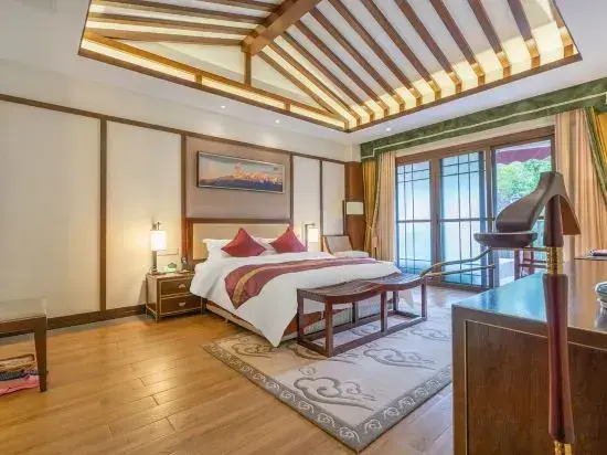 Gongga cliff Hot Spring Hotel