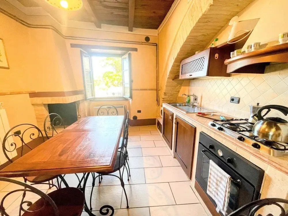 Apt 4 - Forget all Your Troubles - Relax in Paradise ! Air Con, Wifi! Sleeps 4