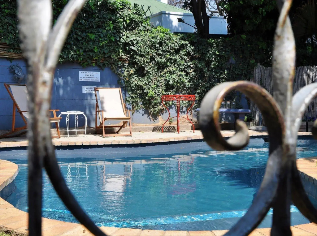 Ginnegaap Guest House