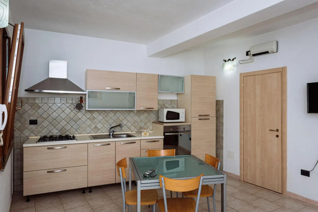 Maestrale House - Semi-detached house in residential area in Porto Torres.-Casa Maestrale