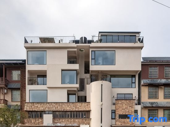 Yizhang Zhenshan Xigu Homestay