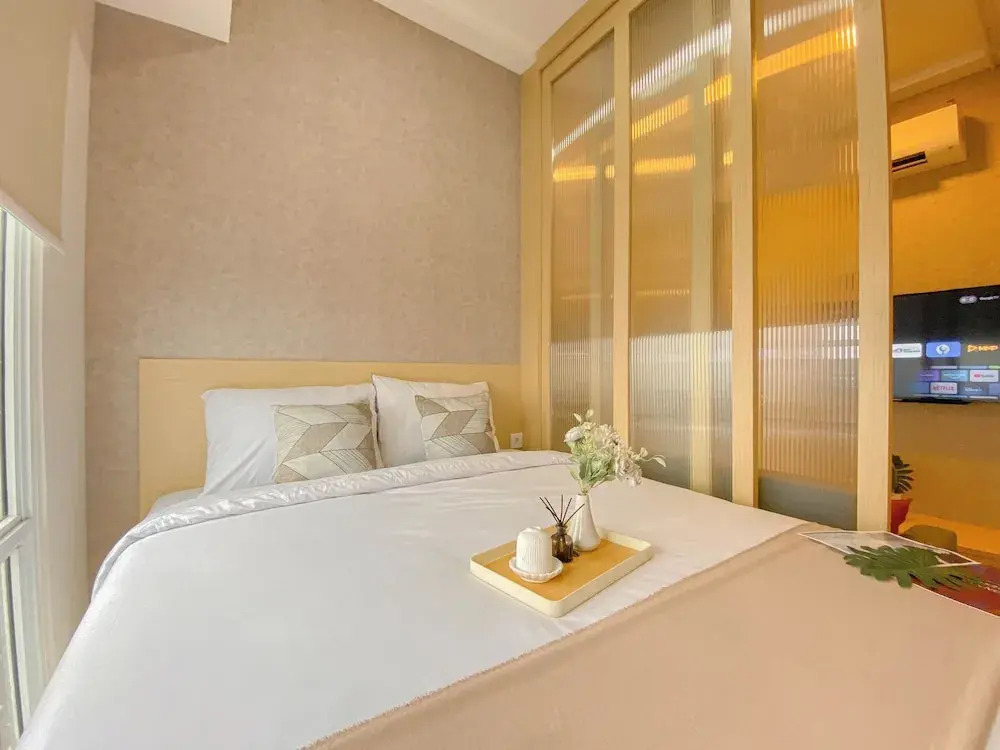 Spacious And Minimalist Studio Apartment At Vasanta Innopark