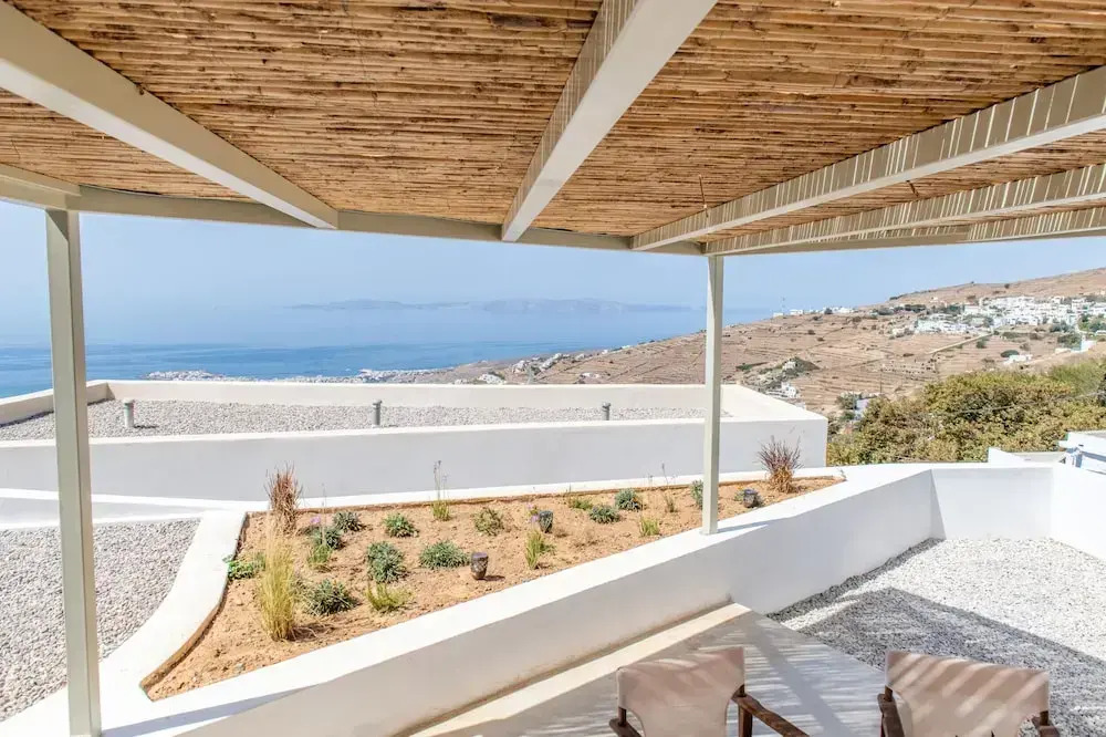 Blu Dot Tinos