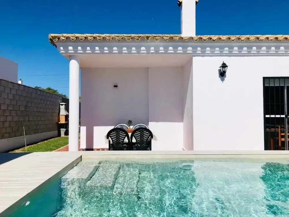 Chalet con Piscina Privada cerca del pueblo