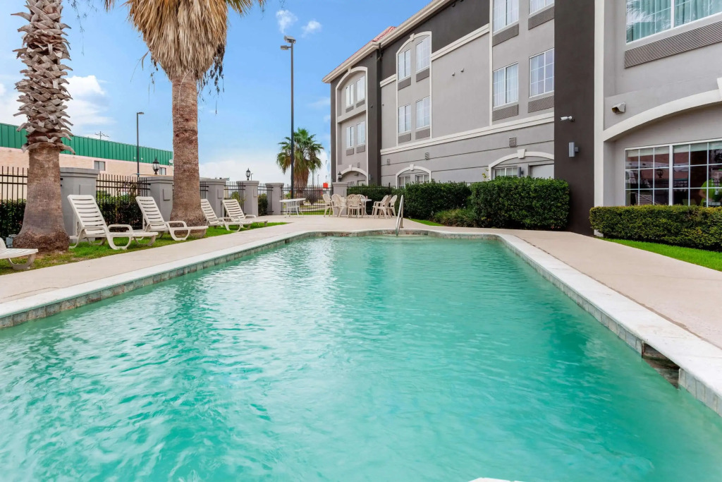 La Quinta by Wyndham Seguin