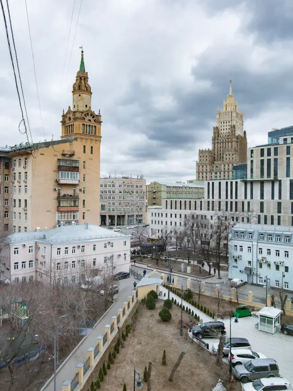 Premium Apartment Smolenskiy 22-10